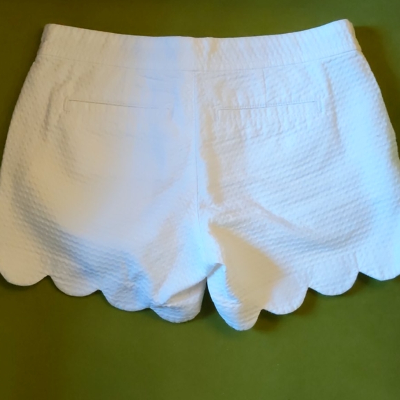 White Buttercup Shorts - Picture 2 of 4